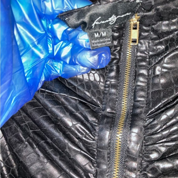 Forever 21: Black Faux Croc Print Zip Front Tube Dress | Size M - Picture 7 of 8